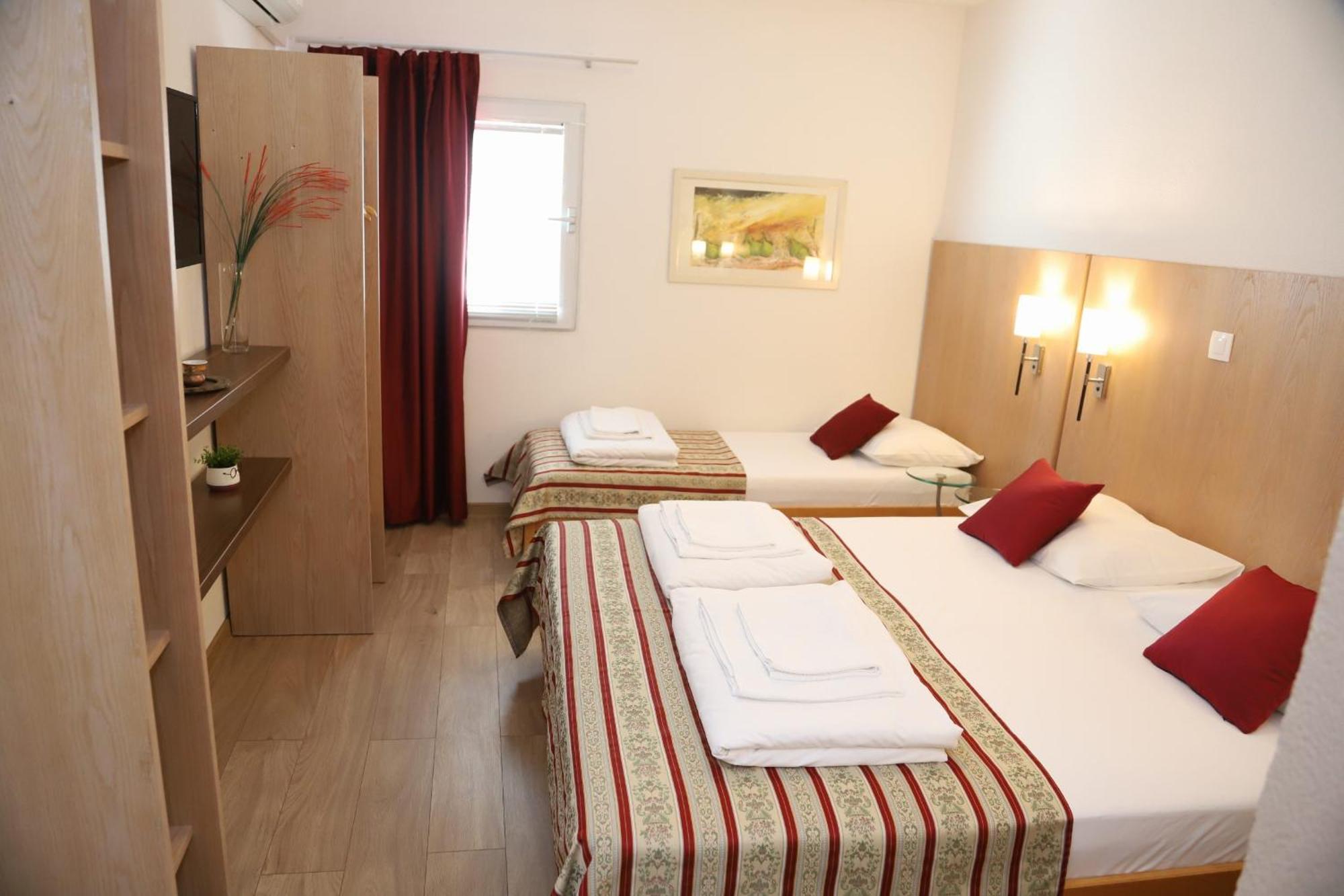 Villa Deny Mostar - With Free Parking Exterior photo