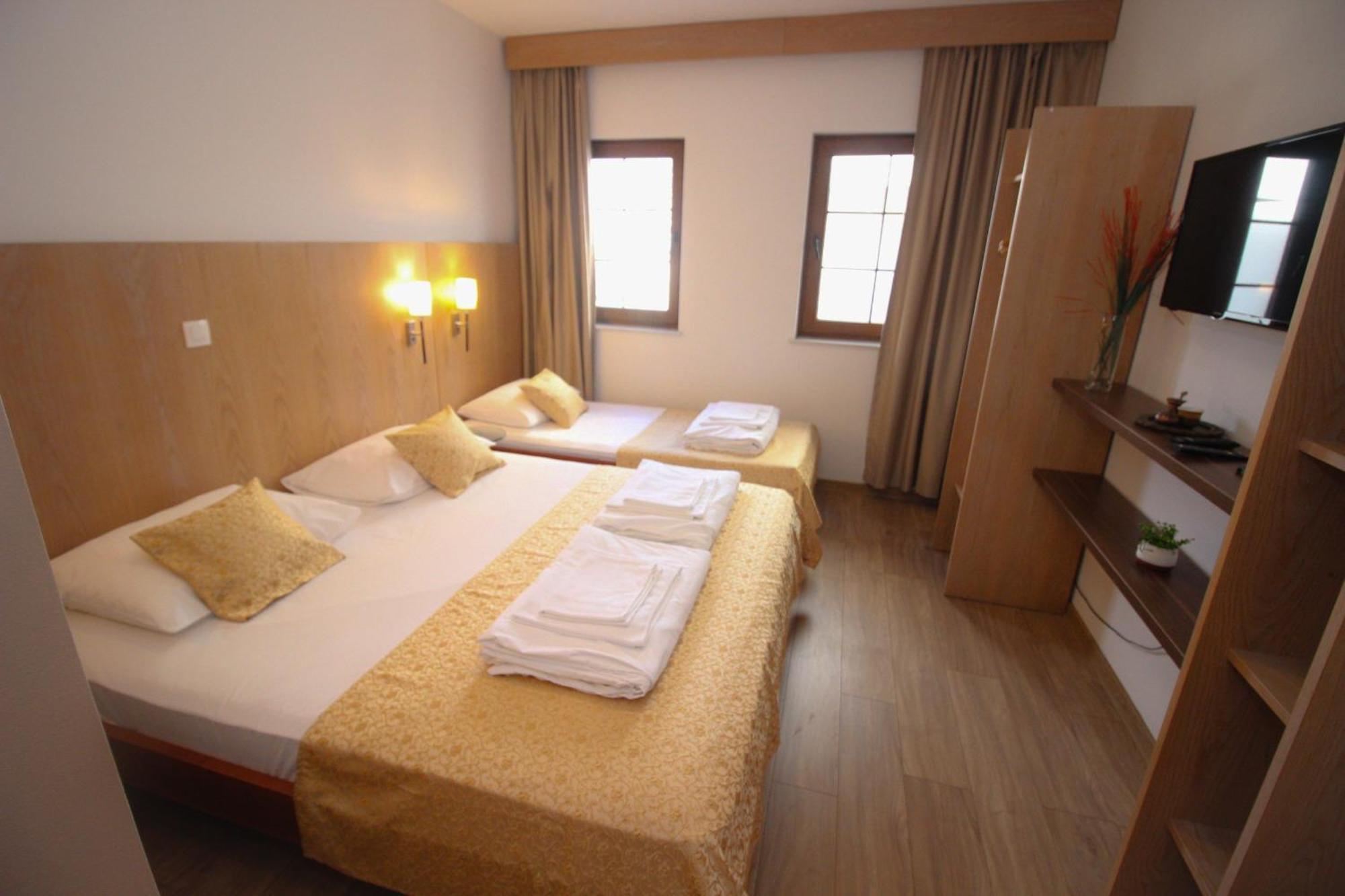 Villa Deny Mostar - With Free Parking Exterior photo