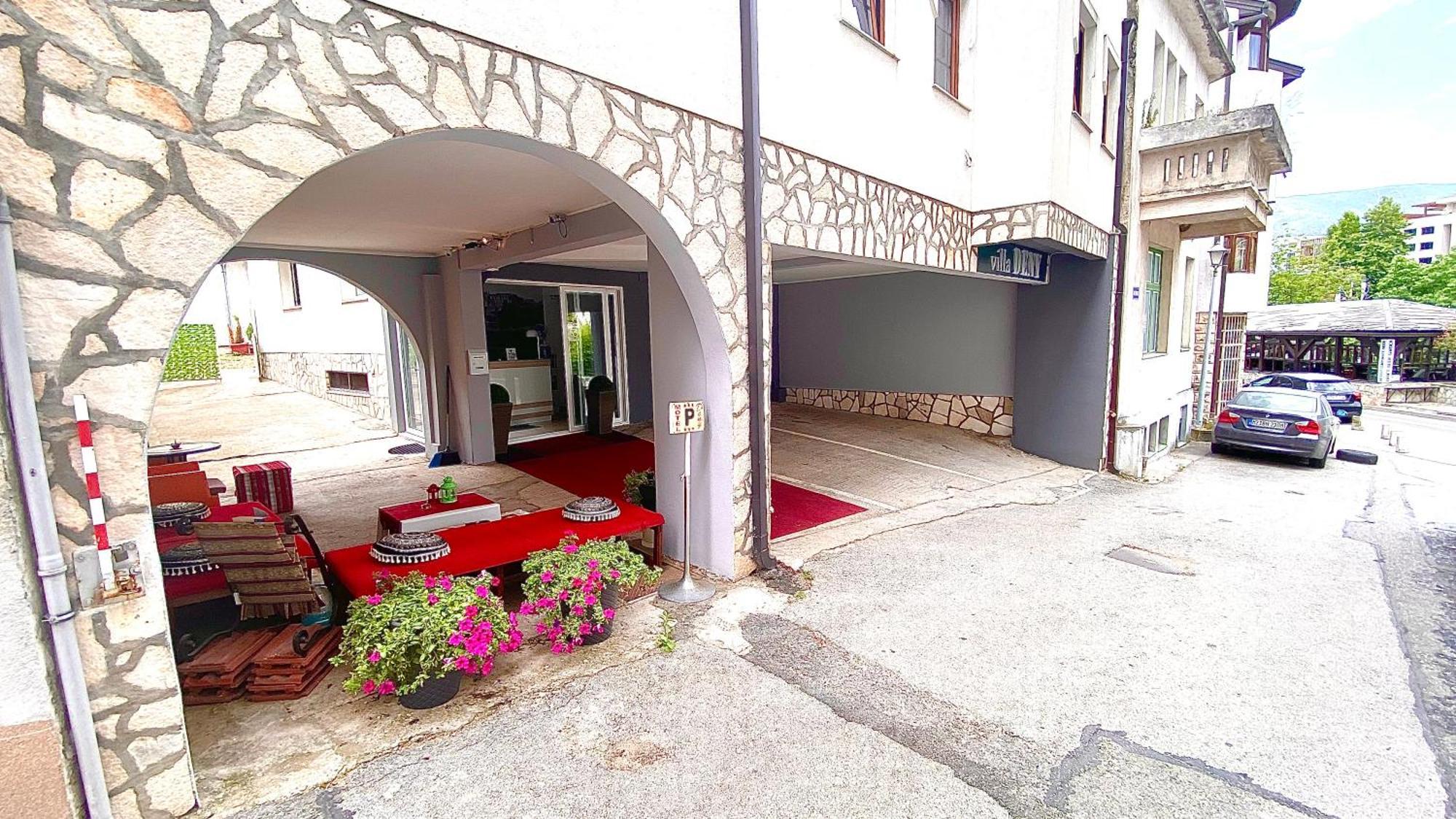 Villa Deny Mostar - With Free Parking Exterior photo
